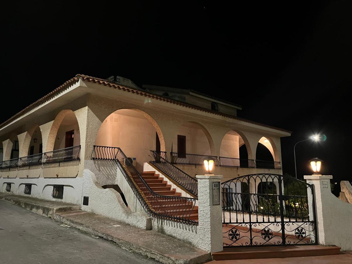 Villa Letizia Rooms & Apartments Noto Dış mekan fotoğraf